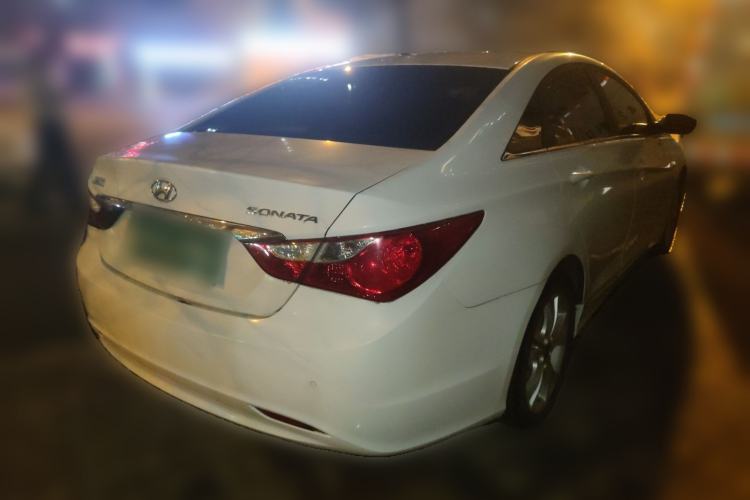 Used Hyundai Sonata 2011 2.0L Automatic Leading Edition Rear Right 45 Deg