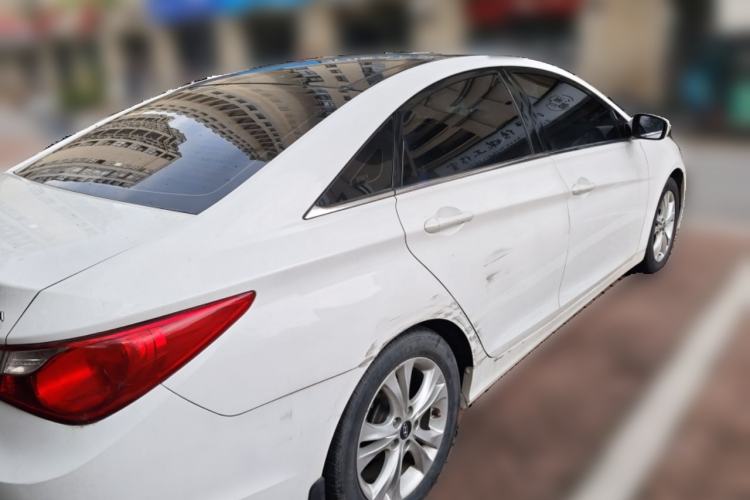 Used Hyundai Sonata 2011 2.0L Automatic Leading Edition Rear Right 45 Deg