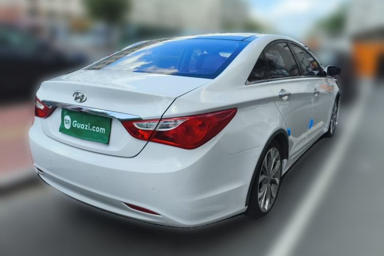 Used Hyundai Sonata 2011 2.0L Automatic Supreme Edition Rear Right 45 Deg