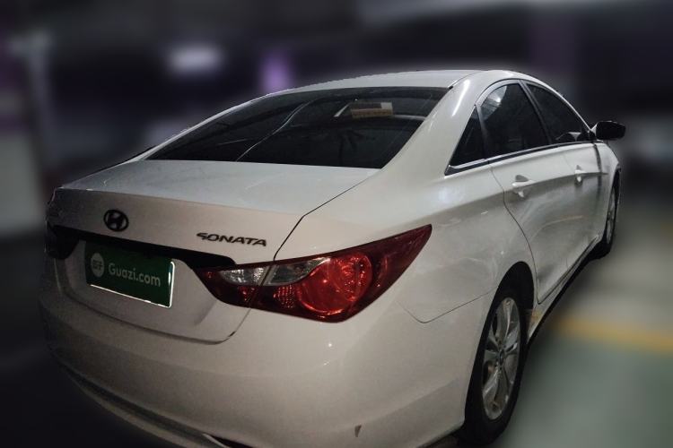 Used Hyundai Sonata 2011 2.0L Automatic Fashion Edition Rear Right 45 Deg