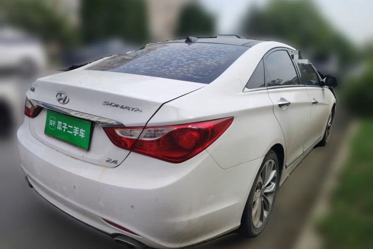 Used Hyundai Sonata 2011 2.4L Automatic Top-Tier Version Rear Right 45 Deg