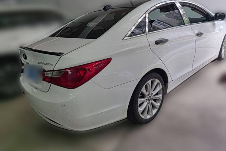 Used Hyundai Sonata 2011 2.0L Automatic Top-Grade Version Rear Right 45 Deg