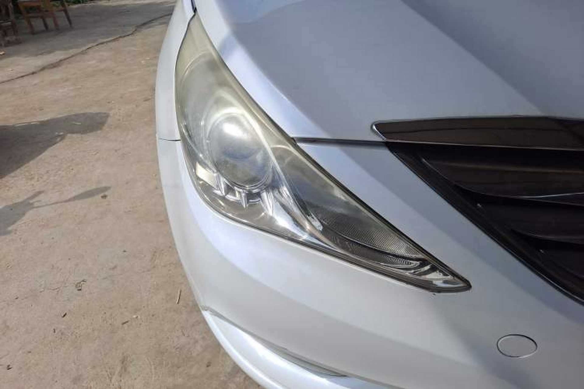 Used Hyundai Sonata 2011 2.0L Automatic Top-Grade Version Right Front Headlight