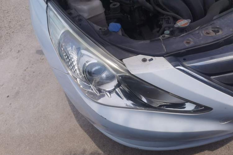 Used Hyundai Sonata 2011 2.0L Automatic Top-Grade Version Right Front Headlight