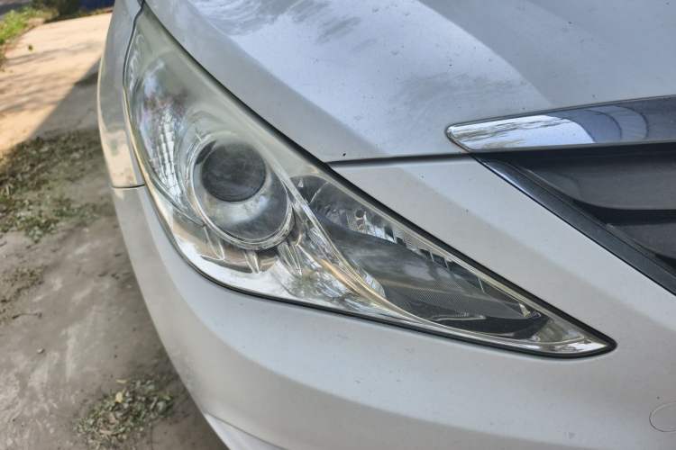 Used Hyundai Sonata 2011 2.0L Automatic Leading Edition Right Front Headlight