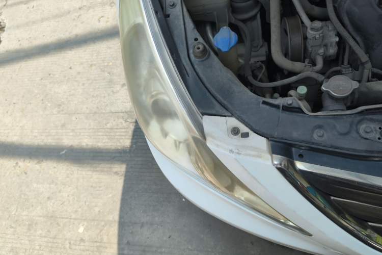 Used Hyundai Sonata 2011 2.0L Automatic Leading Edition Right Front Headlight
