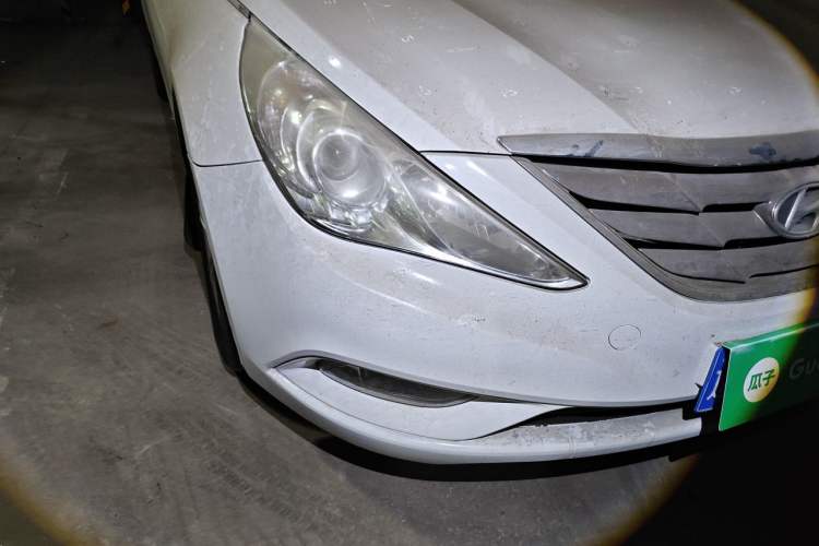 Used Hyundai Sonata 2011 2.0L Automatic Leading Edition Right Front Headlight