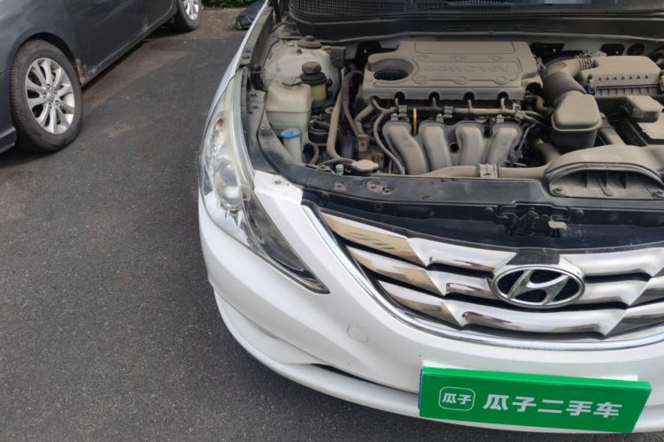 Used Hyundai Sonata 2011 2.0L Automatic Leading Edition Right Front Headlight