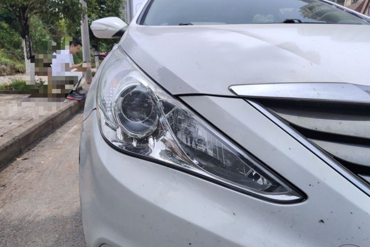 Used Hyundai Sonata 2011 2.0L Automatic Leading Edition Right Front Headlight