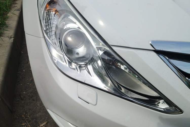 Used Hyundai Sonata 2011 2.4L Automatic Top-Tier Version Right Front Headlight