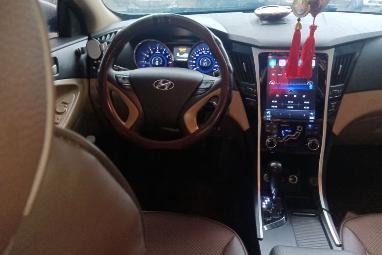 Used Hyundai Sonata 2011 2.0L Automatic Leading Edition Steering Wheel