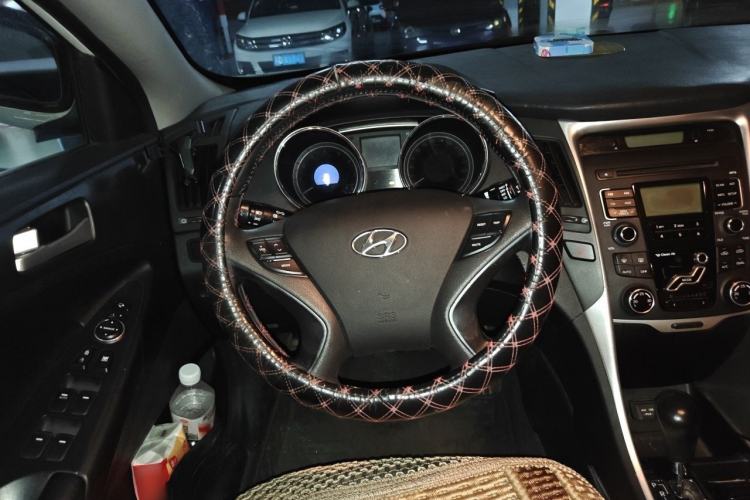 Used Hyundai Sonata 2011 2.0L Automatic Leading Edition Steering Wheel