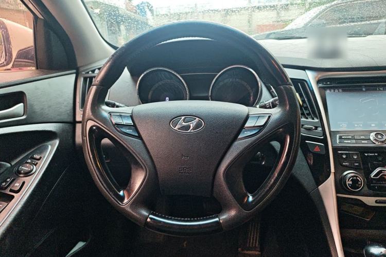 Used Hyundai Sonata 2011 2.0L Automatic Leading Edition Steering Wheel