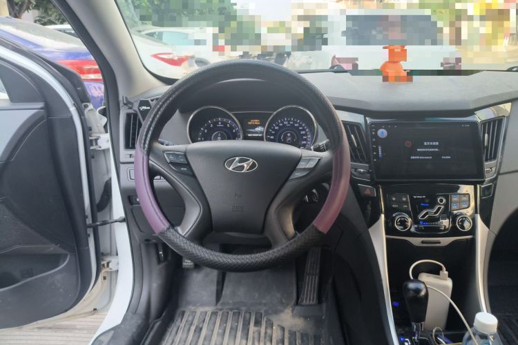 Used Hyundai Sonata 2011 2.0L Automatic Leading Edition Steering Wheel