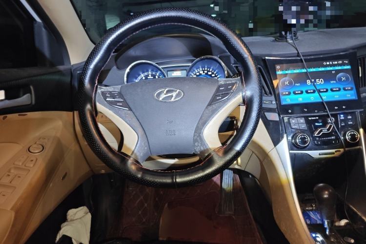 Used Hyundai Sonata 2011 2.0L Automatic Leading Edition Steering Wheel