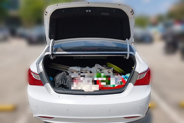 Used Hyundai Sonata 2011 2.0L Automatic Prestige Edition Trunk