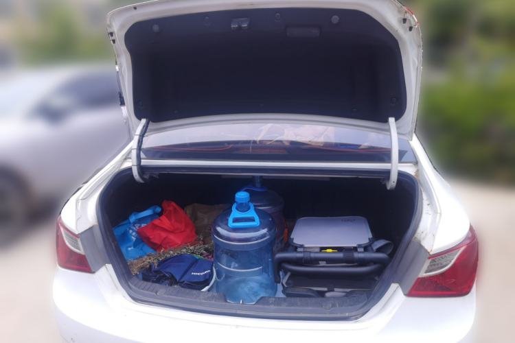 Used Hyundai Sonata 2011 2.0L Automatic Top-Grade Version Trunk