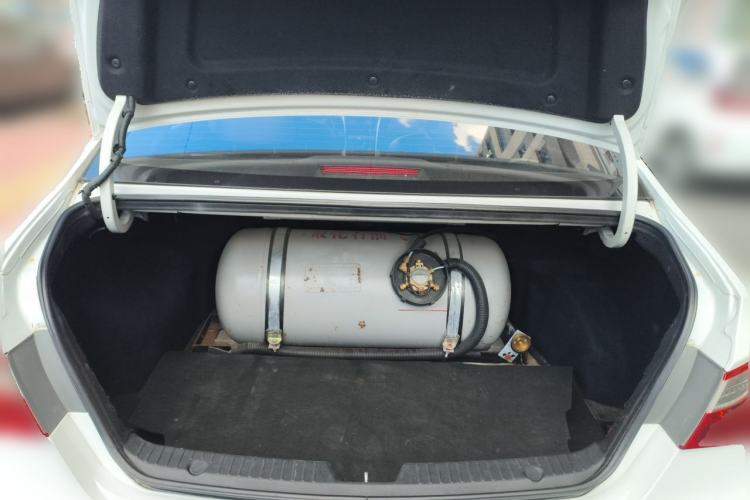 Used Hyundai Sonata 2011 2.0L Automatic Supreme Edition Trunk
