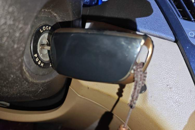 Used Hyundai Sonata 2011 2.0L Automatic Leading Edition Vehicle Key