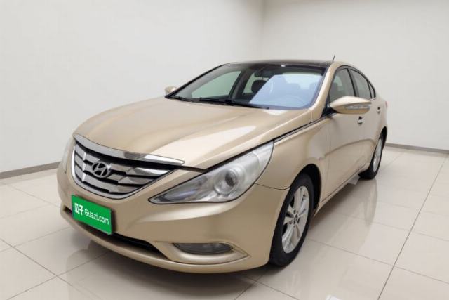 Ojetý Hyundai Sonata 2011 2.0L Automatic Luxury Edition
