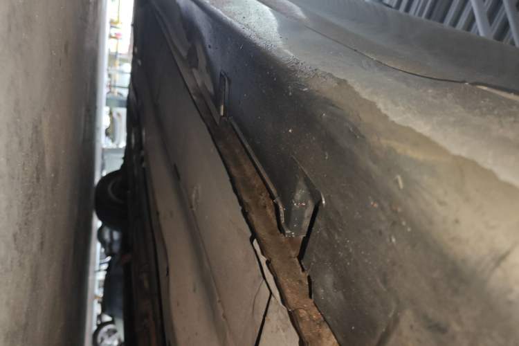 Used Hyundai Sonata 2011 2.0L Automatic Luxury Edition Chassis Front Right