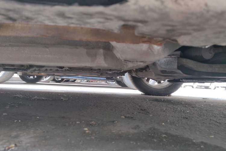 Used Hyundai Sonata 2011 2.0L Automatic Luxury Edition Chassis Front Right