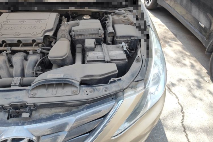 Used Hyundai Sonata 2011 2.0L Automatic Luxury Edition Engine Bay Left