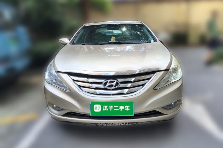 Used Hyundai Sonata 2011 2.0L Automatic Luxury Edition Front