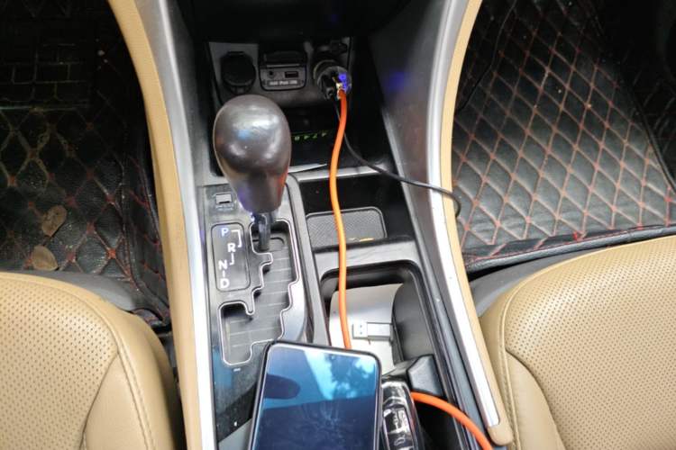 Used Hyundai Sonata 2011 2.0L Automatic Fashion Edition Gear Lever