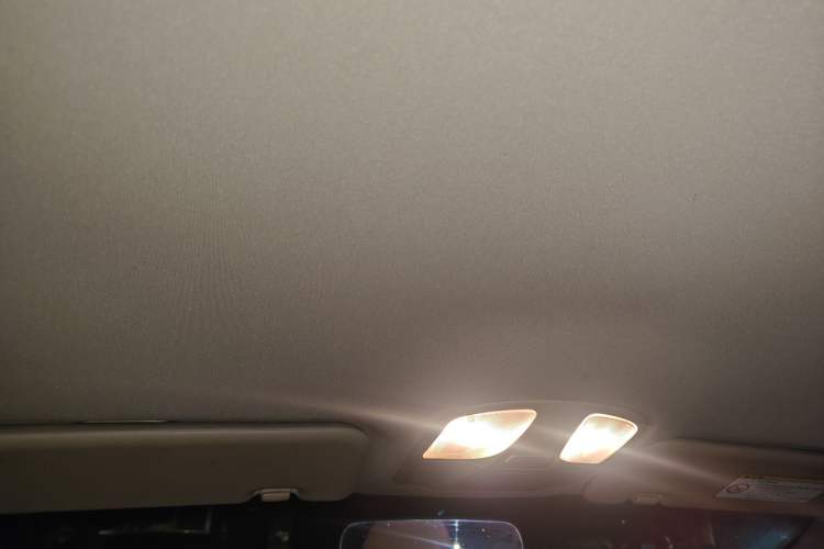Used Hyundai Sonata 2011 2.0L Automatic Fashion Edition Headliner