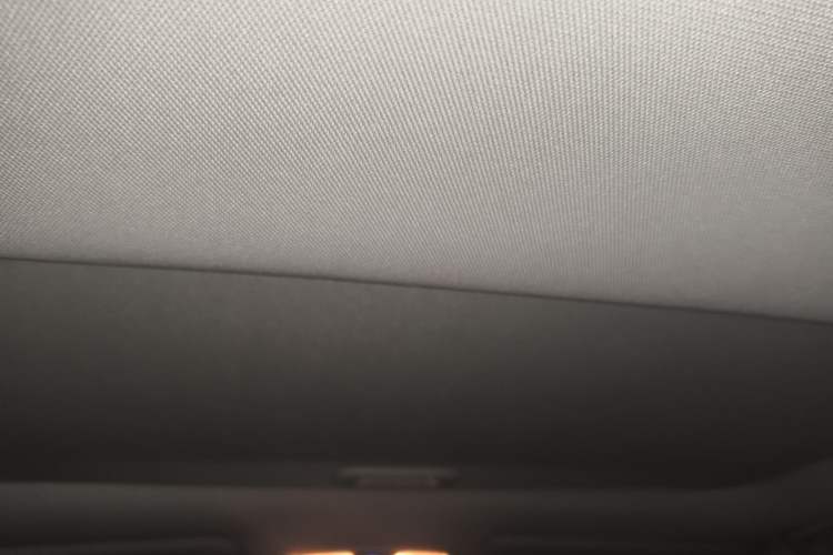 Used Hyundai Sonata 2011 2.0L Automatic Luxury Edition Headliner