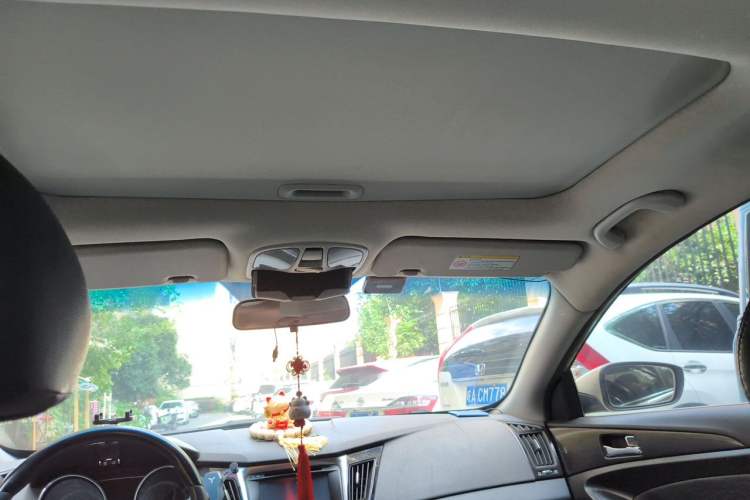 Used Hyundai Sonata 2011 2.0L Automatic Luxury Edition Headliner