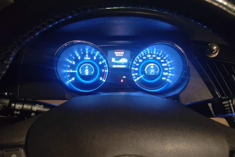 Used Hyundai Sonata 2011 2.0L Automatic Fashion Edition Instrument Cluster