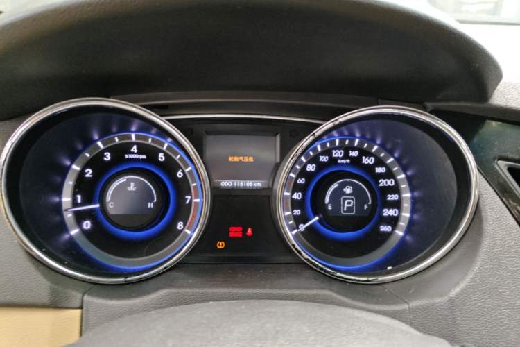 Used Hyundai Sonata 2011 2.0L Automatic Fashion Edition Instrument Cluster