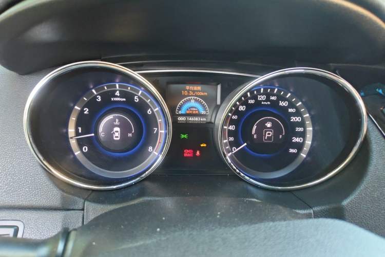 Used Hyundai Sonata 2011 2.0L Automatic Luxury Edition Instrument Cluster