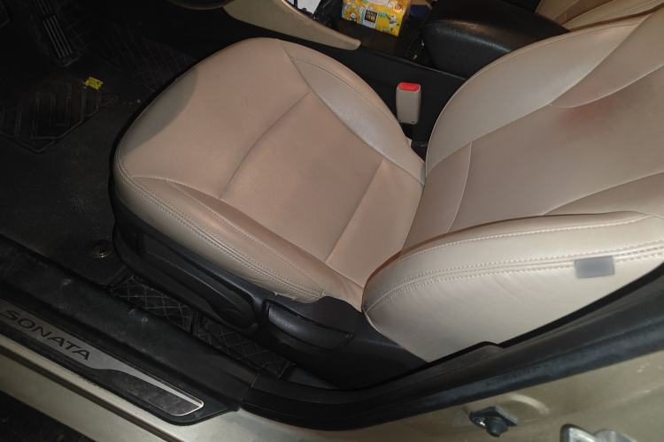 Used Hyundai Sonata 2011 2.0L Automatic Fashion Edition Left Front Seat