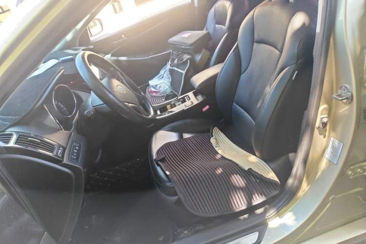 Used Hyundai Sonata 2011 2.0L Automatic Luxury Edition Left Front Seat
