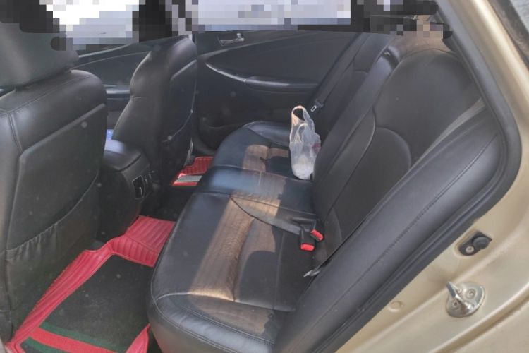 Used Hyundai Sonata 2011 2.0L Automatic Luxury Edition Left Rear Seat