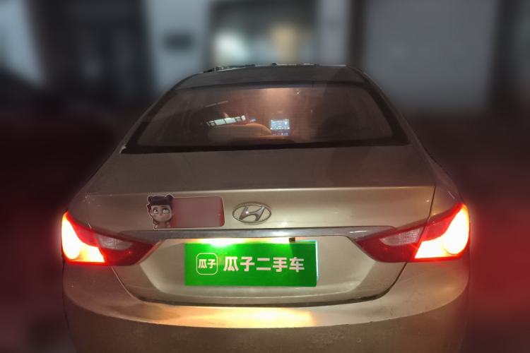 Used Hyundai Sonata 2011 2.0L Automatic Luxury Edition Rear