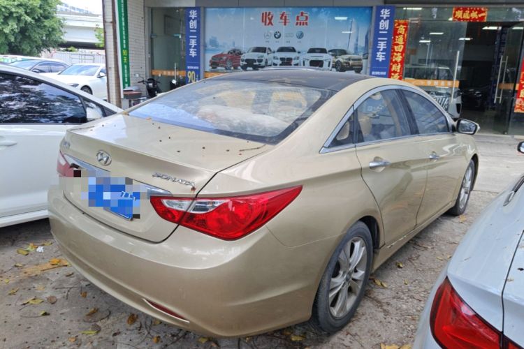 Used Hyundai Sonata 2011 2.0L Automatic Fashion Edition Rear Right 45 Deg