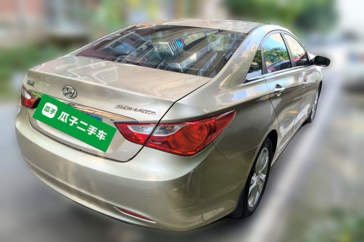 Used Hyundai Sonata 2011 2.0L Automatic Luxury Edition Rear Right 45 Deg
