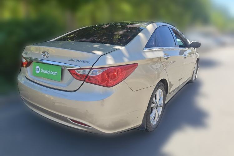 Used Hyundai Sonata 2011 2.0L Automatic Luxury Edition Rear Right 45 Deg