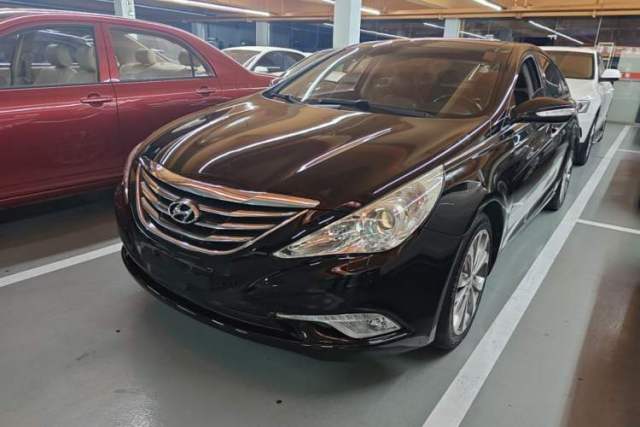 Used Hyundai Sonata 2013 2.4L Automatic Luxury Version China IV Standard
