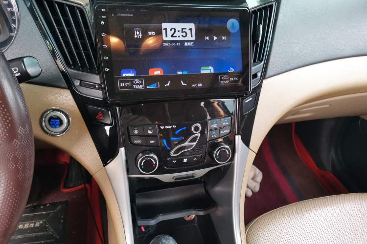 Used Hyundai Sonata 2013 2.0L Automatic Prestige Edition Audio And AC Panel