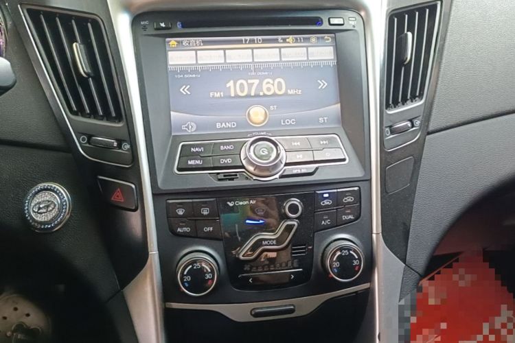 Used Hyundai Sonata 2013 2.0L Automatic Luxury Edition Audio And AC Panel