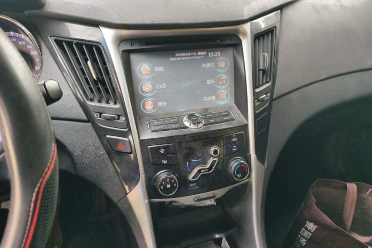 Used Hyundai Sonata 2013 2.0L Automatic Fashion Edition Audio And AC Panel