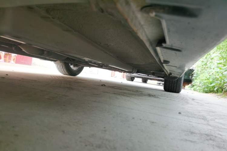 Used Hyundai Sonata 2013 2.4L Automatic Leading Edition China IV Standard Chassis Front Left