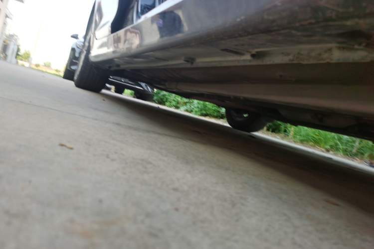 Used Hyundai Sonata 2013 2.4L Automatic Leading Edition China IV Standard Chassis Front Right