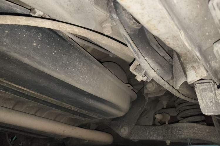 Used Hyundai Sonata 2013 2.0L Automatic Luxury Edition Chassis Rear Left