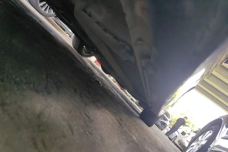 Used Hyundai Sonata 2013 2.4L Automatic Leading Edition China IV Standard Chassis Rear Right